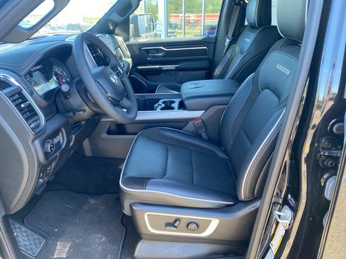 Used 2025 RAM 1500 Laramie w/ Bed Utility Group AWD/4WD image 9