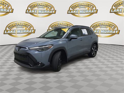 Used 2024 Toyota Corolla Cross XSE image 7