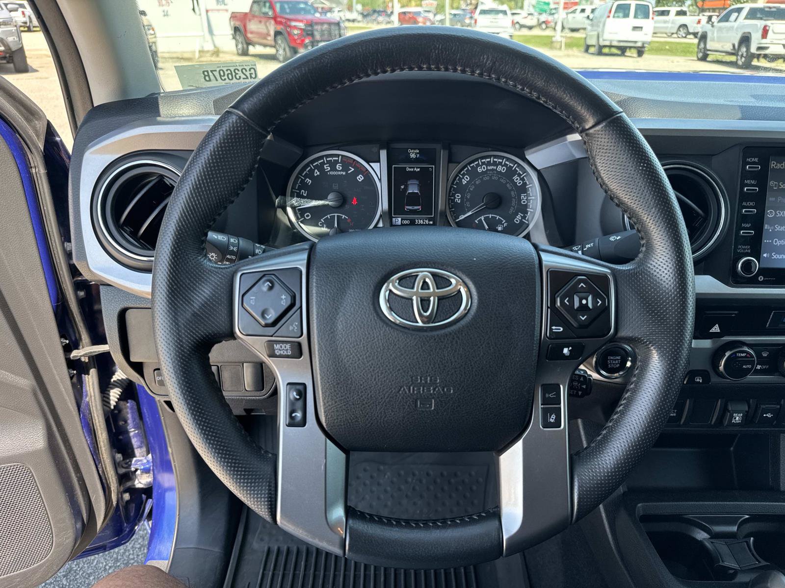 Used 2023 Toyota Tacoma SR5 AWD/4WD image 33