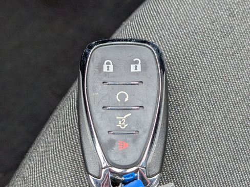 Used 2020 Chevrolet Equinox LT FWD image 31