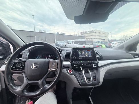 Used 2019 Honda Odyssey EX-L image 18