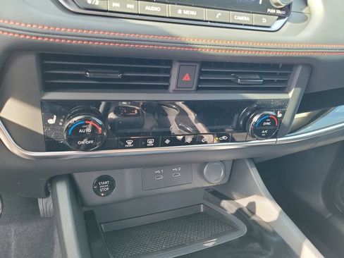 New 2026 Nissan Rogue SV AWD/4WD image 17