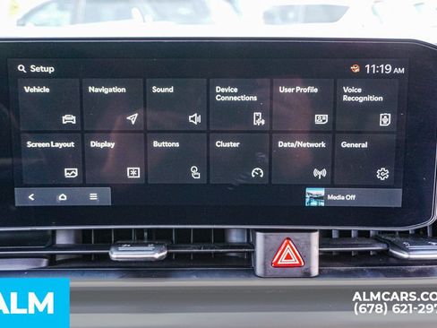 Used 2025 Kia Carnival SX w/ SX Dark Edition Package FWD image 40