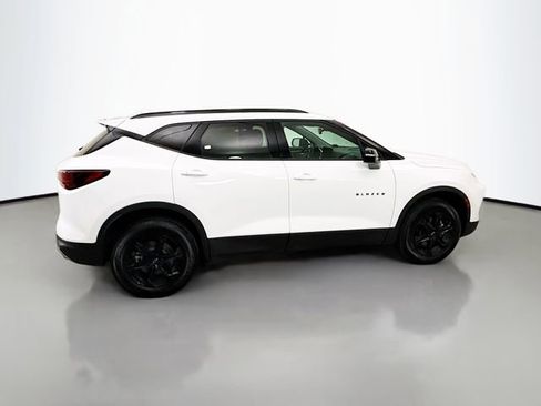 Used 2025 Chevrolet Blazer LT w/ Midnight/Sport Edition image 11