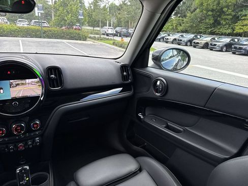 Used 2022 MINI Cooper Countryman S w/ Premium Package FWD image 15