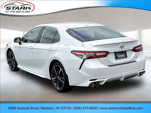 Used 2019 Toyota Camry XSE FWD image 4