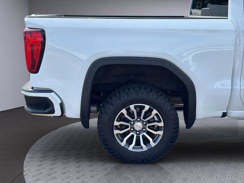 Used 2020 GMC Sierra 1500 AT4 w/ AT4 Premium Package AWD/4WD image 30