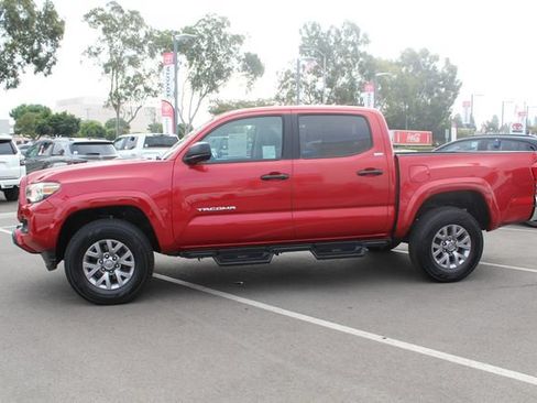 Used 2016 Toyota Tacoma SR5 w/ SR5 Appearance Package (SN) RWD image 9