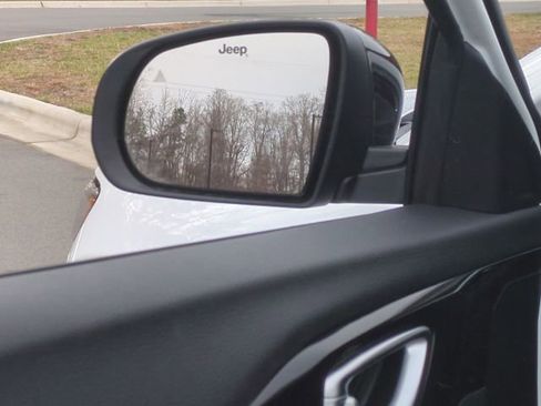 New 2026 Jeep Compass Latitude image 18