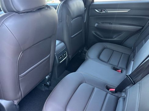 New 2025 MAZDA CX-5 Signature image 10