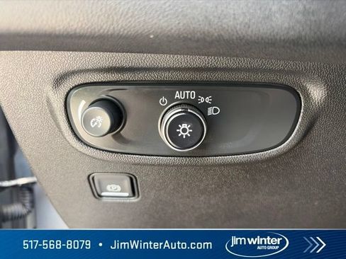 Certified 2024 GMC Terrain SLE w/ Driver Convenience Package FWD image 26