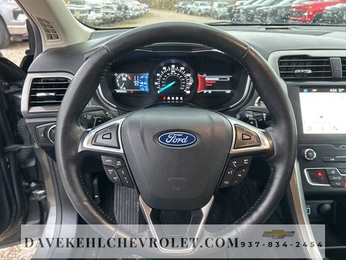 Used 2019 Ford Fusion SEL image 26