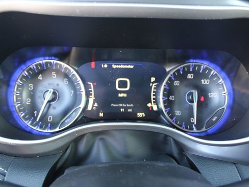 New 2026 Chrysler Pacifica Select image 25