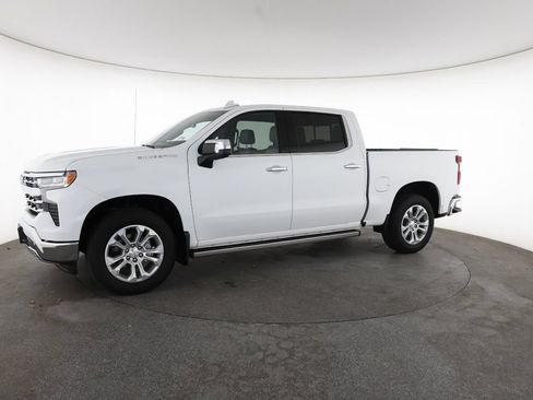 Used 2026 Chevrolet Silverado 1500 LTZ w/ Technology Package RWD image 6