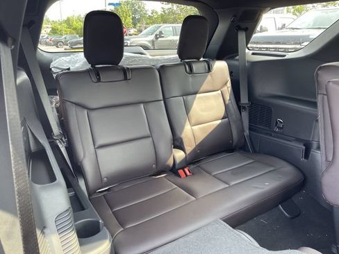 New 2026 Ford Explorer Platinum w/ LUX Leather Package AWD/4WD image 24