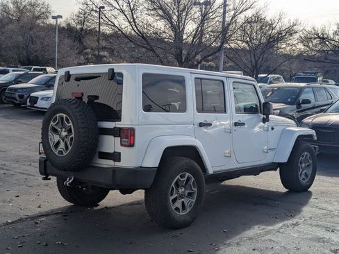 Used 2014 Jeep Wrangler Unlimited Rubicon w/ Connectivity Group image 3