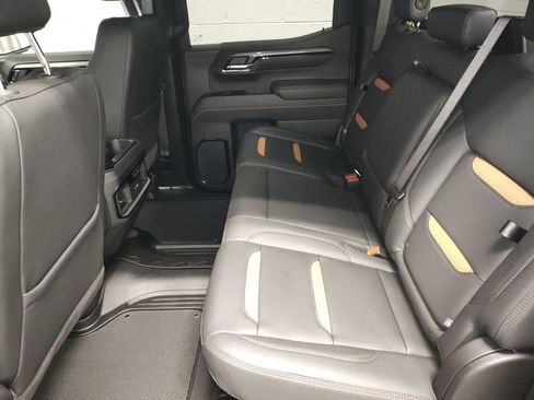 Used 2025 GMC Sierra 1500 AT4 AWD/4WD image 24