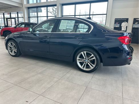 Used 2017 BMW 330i xDrive Sedan image 7