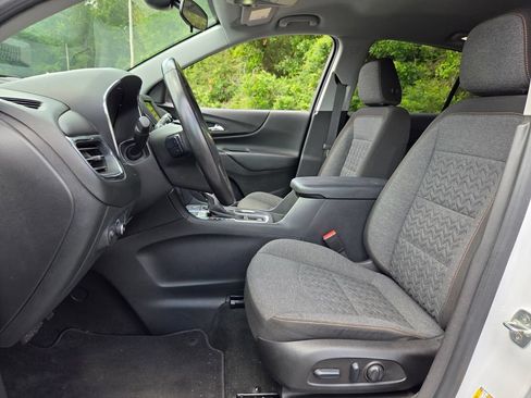 Used 2022 Chevrolet Equinox LT AWD/4WD image 10