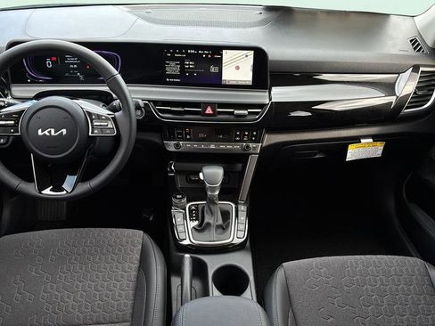 New 2026 Kia Seltos S AWD/4WD image 17