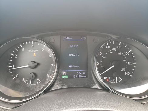 Used 2018 Nissan Rogue S AWD/4WD image 32