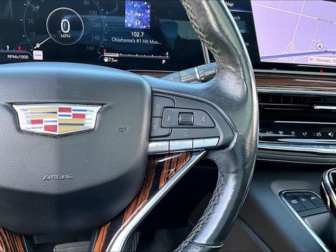 Used 2023 Cadillac Escalade Premium Luxury RWD image 21