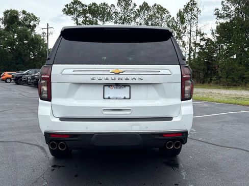 Used 2023 Chevrolet Suburban Premier AWD/4WD image 6