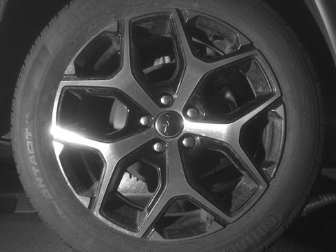 Used 2025 Jeep Compass Limited image 15