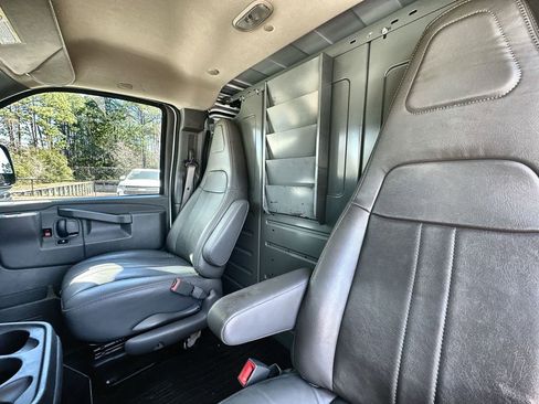 Used 2023 Chevrolet Express 2500 w/ Driver Convenience Package RWD image 20