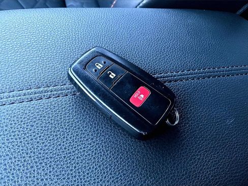 Used 2024 Toyota RAV4 Adventure image 11