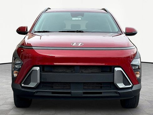 Certified 2025 Hyundai Kona SEL AWD/4WD image 2