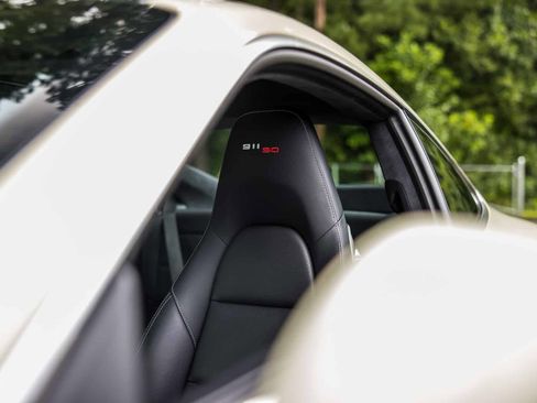 Used 2014 Porsche 911 Carrera S image 11