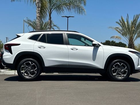 New 2026 Chevrolet Trax LT FWD image 3