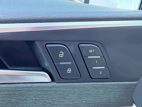 Used 2018 Audi A4 2.0T Ultra Premium w/ Convenience Package FWD image 31