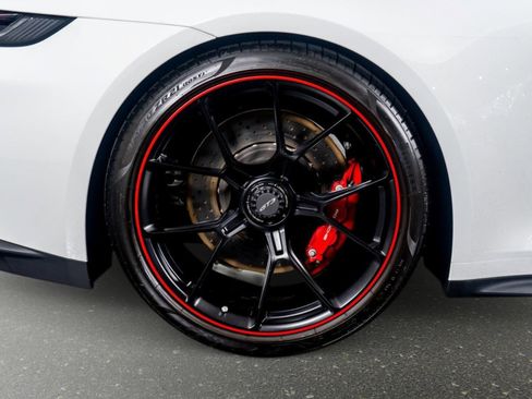 Used 2022 Porsche 911 GT3 RWD image 9