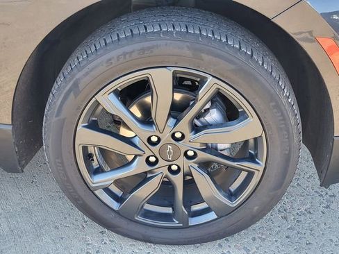 Used 2023 Chevrolet Equinox RS w/ RS Leather Package image 23