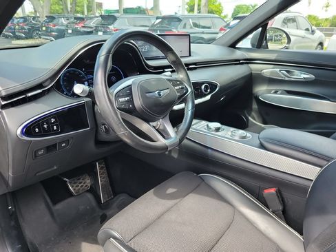 Used 2023 Genesis GV70 2.5T w/ Sport Prestige Package AWD/4WD image 18