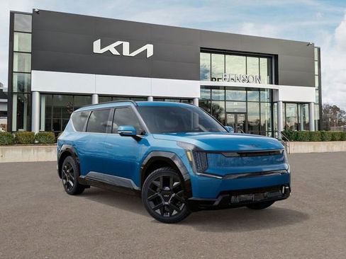 New 2026 Kia EV9 Land w/ Nightfall Edition Package image 9
