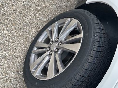 Used 2024 Cadillac XT5 Premium Luxury image 34