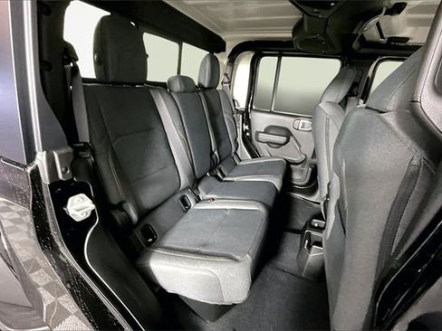 New 2026 Jeep Gladiator Sport image 11