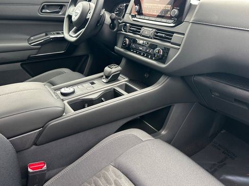 New 2025 Nissan Pathfinder S image 20