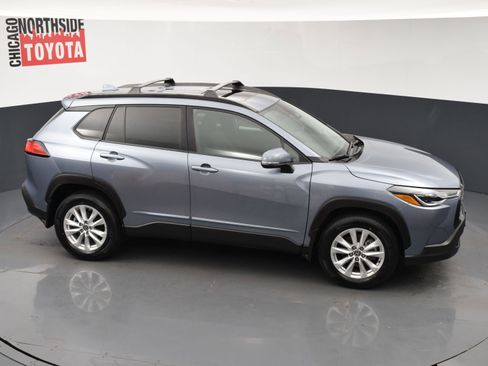 Used 2023 Toyota Corolla Cross LE w/ Moonroof Package AWD/4WD image 22
