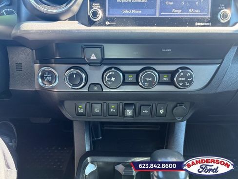 Used 2020 Toyota Tacoma TRD Off-Road w/ Technology Package AWD/4WD image 18