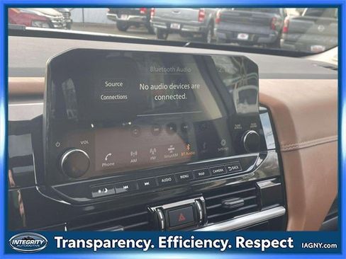 Certified 2022 Nissan Pathfinder Platinum w/ Cargo Package image 28