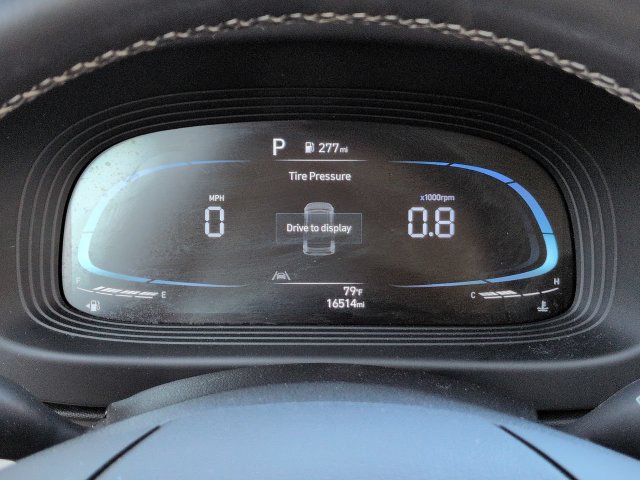 Used 2024 Hyundai Venue SEL FWD image 26