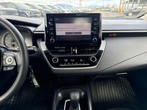 Used 2020 Toyota Corolla LE image 27