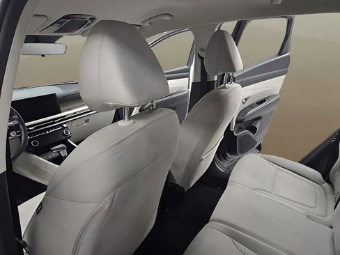 Certified 2025 Hyundai Tucson SEL AWD/4WD image 14