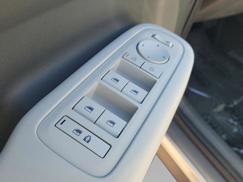 New 2026 Hyundai Santa Fe SE image 15