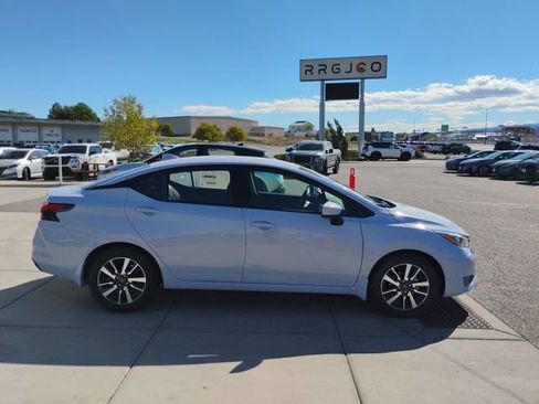 New 2025 Nissan Versa SV w/ Trunk Package FWD image 4