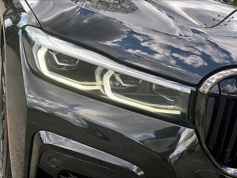 Used 2020 BMW 740i w/ M Sport Package RWD image 32